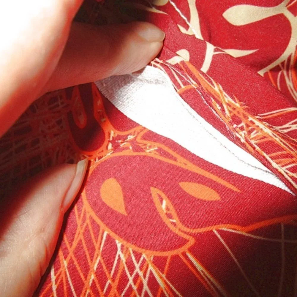 Wave Life Swim Trunks Mens XL Pockets Stretch Unlined Board Shorts Beach Resort
